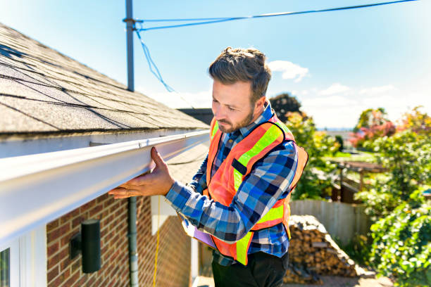 Best Roof Moss and Algae Removal  in Madera Acres, CA